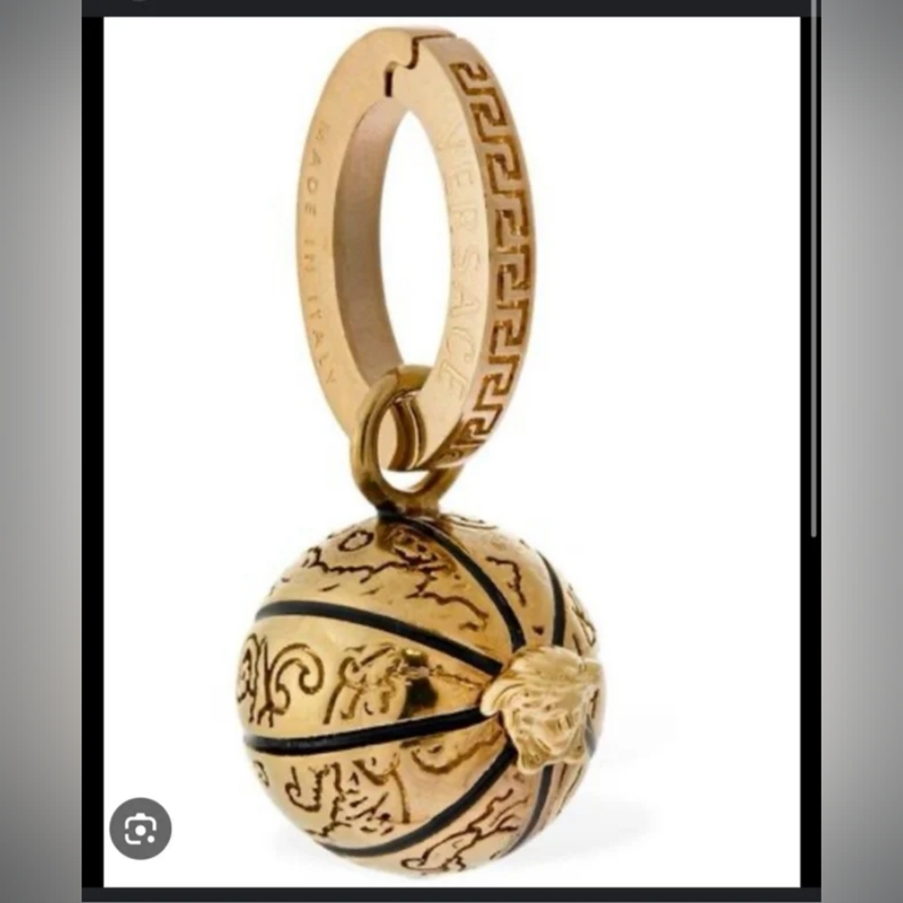 Versace Charm - Picture 2 of 2